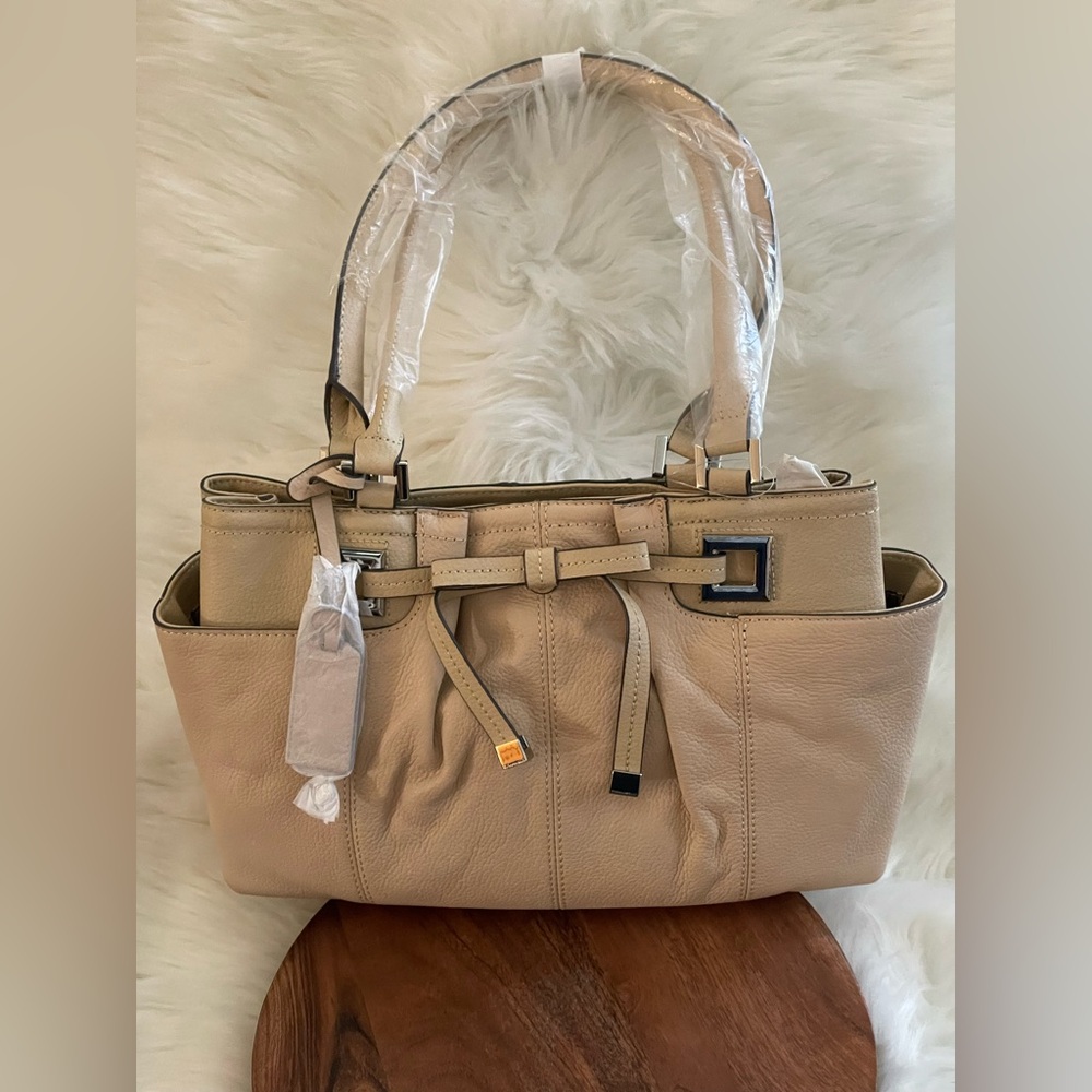 TIGNANELLO Tan Pebble Leather Shoulder Bag w/Silver Tone Hardware.